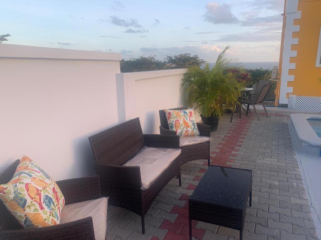 Faith'S Villa Tobago Diamond Exterior photo