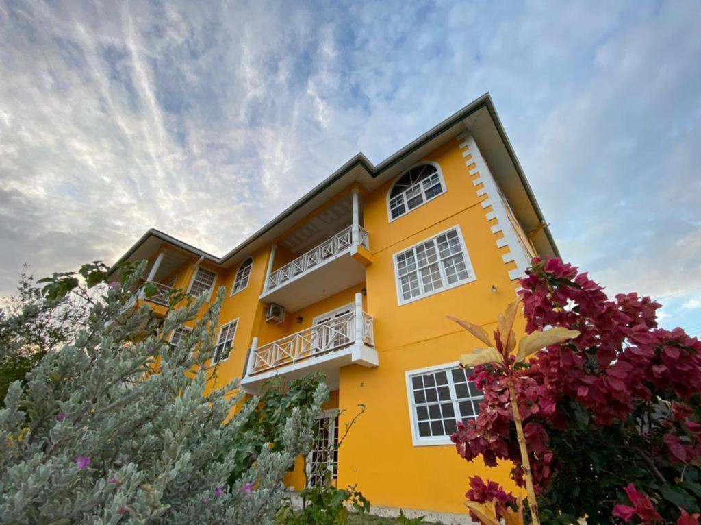 Faith'S Villa Tobago Diamond Exterior photo