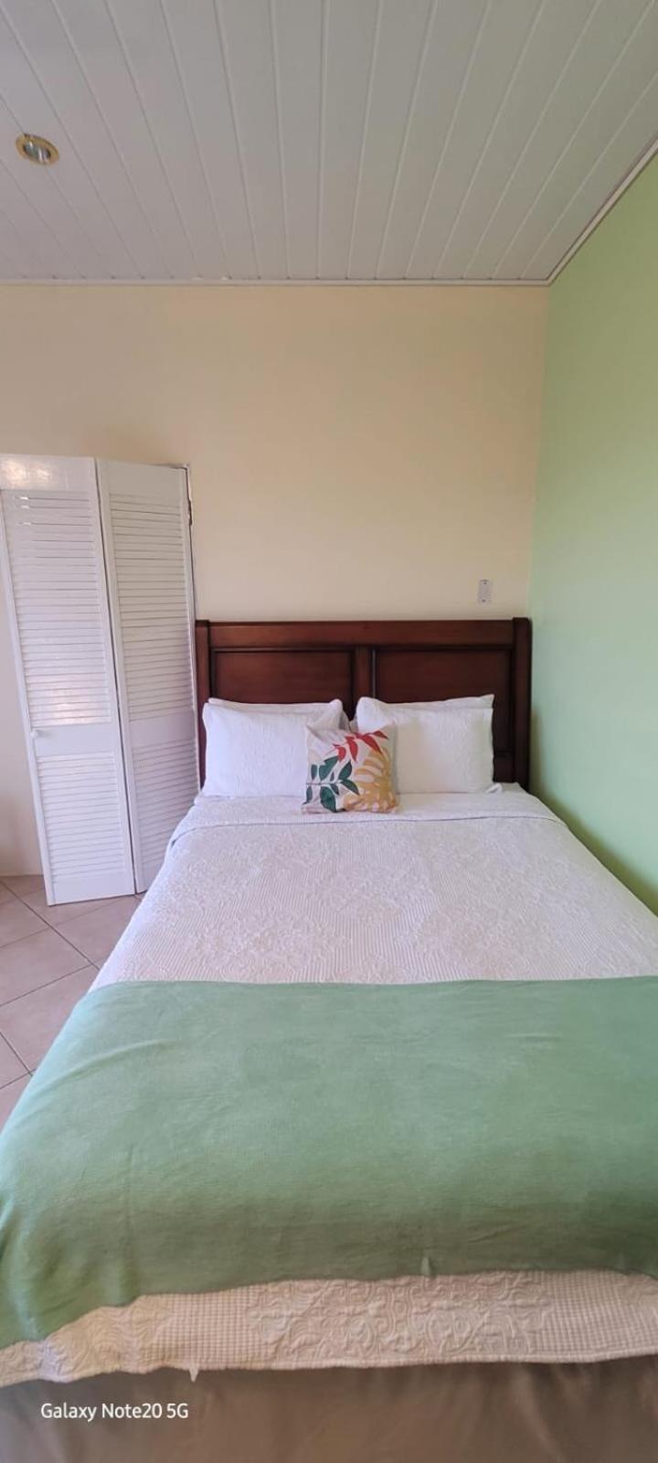 Faith'S Villa Tobago Diamond Exterior photo